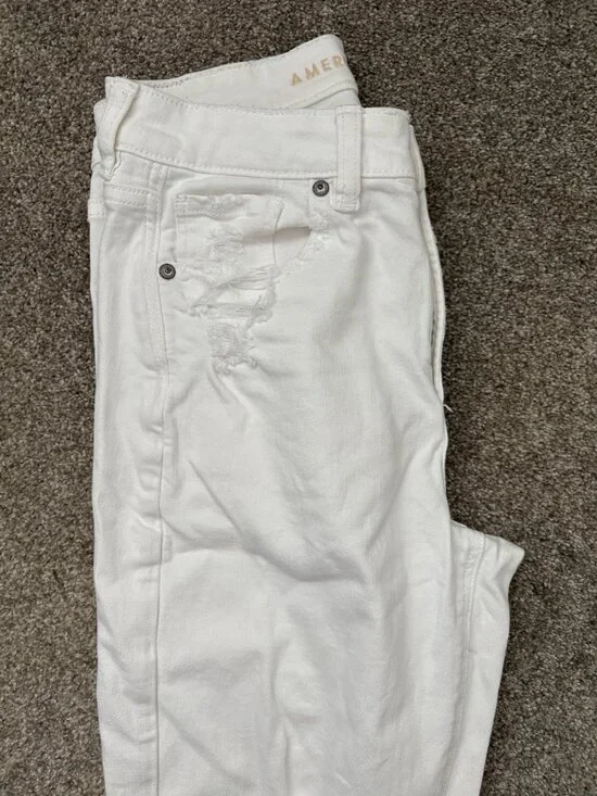 AE Ripped Mom Jean - Picture 3 of 11